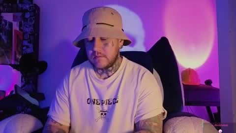 Oliver online show from January 8, 3:42 am