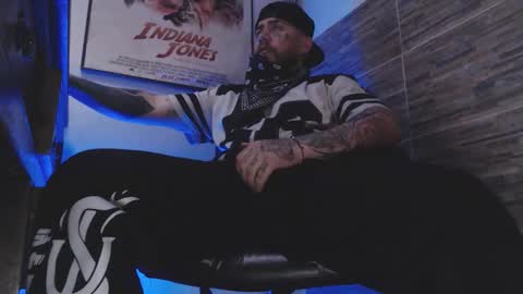 Oliver online show from March 12, 10:27 pm