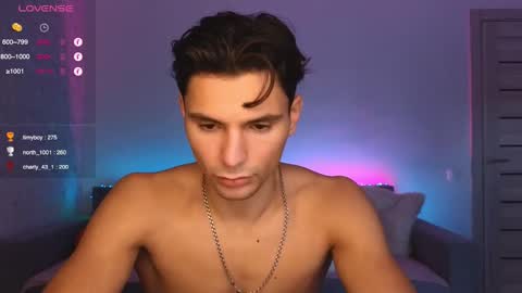 Den online show from November 15, 9:17 am