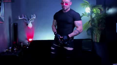 dennis_cox_ online show from February 24, 6:11 am