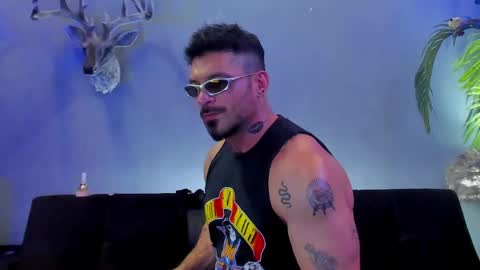 dennis_cox_ online show from May 15, 9:27 am