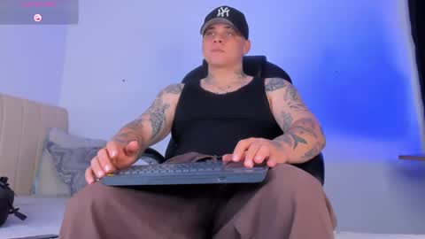 dennis munera online show from October 23, 10:03 am