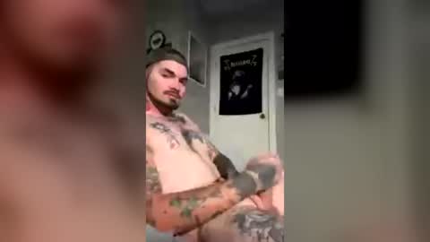 Snapshot of dennisman4151 chatting on June 23, 3:43 pm dennisman4151 online show from June 23, 3:43 pm