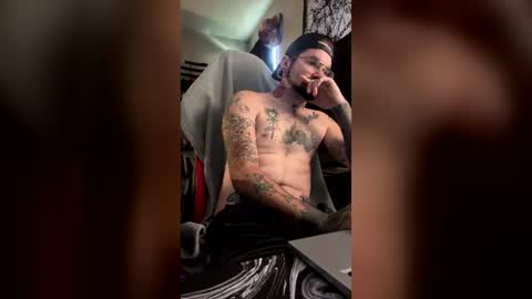 Snapshot of dennisman4151 chatting on July 24, 7:23 pm dennisman4151 online show from July 24, 7:23 pm