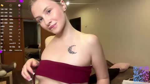 Vi  Victoria online show from December 5, 1:20 pm