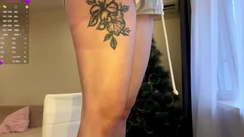 Vi  Victoria online show from December 21, 1:51 pm