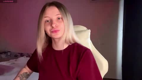 Vi  Victoria online show from March 29, 1:00 pm