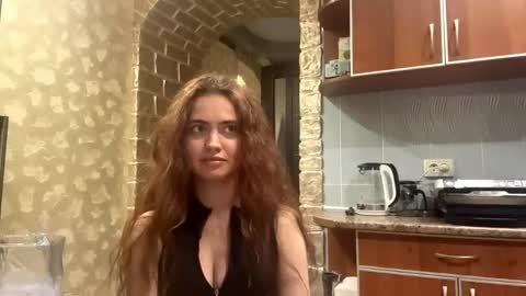 Eva online show from May 20, 7:42 pm