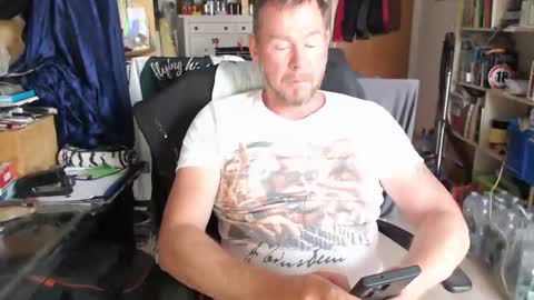 Snapshot of depraved45 chatting on June 7, 5:16 pm depraved45 online show from June 7, 5:16 pm