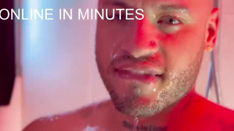 Snapshot of dereckgreen chatting on November 6, 9:54 am dereckgreen online show from November 6, 9:54 am