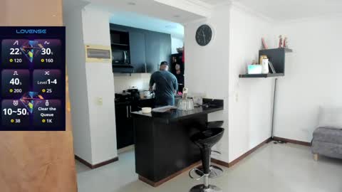 dereckgreen online show from April 7, 4:29 pm