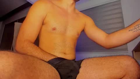 dereckhardd online show from March 12, 8:53 am