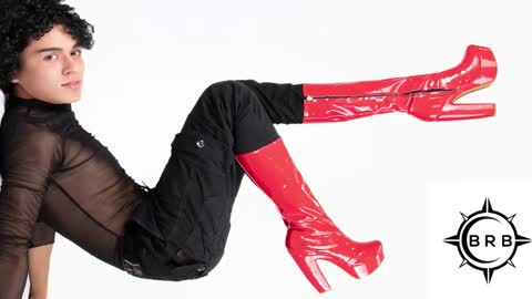 Derek independent online show from December 2, 8:00 pm