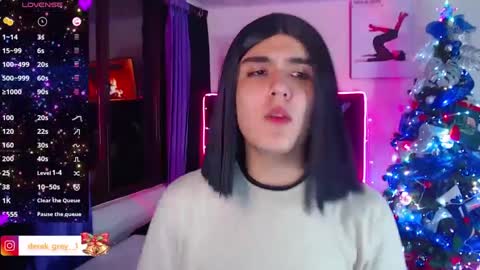 Derek independent online show from December 27, 11:10 pm