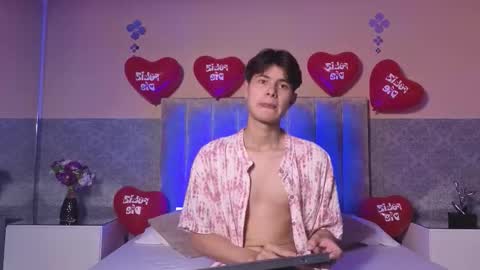 derek_sinn online show from February 16, 7:43 pm