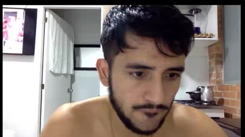 Snapshot of derek_smiith chatting on December 22, 11:22 am Derek smiith online show from December 22, 11:22 am