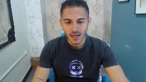 D E R E K online show from December 4, 12:25 pm