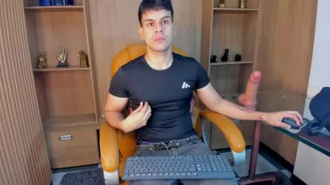 Snapshot of derek_voss chatting on May 2, 1:49 pm derek_voss online show from May 2, 1:49 pm