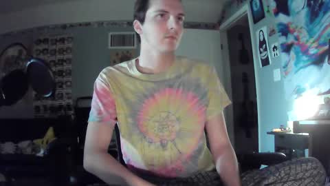 derekdings online show from December 18, 8:25 pm