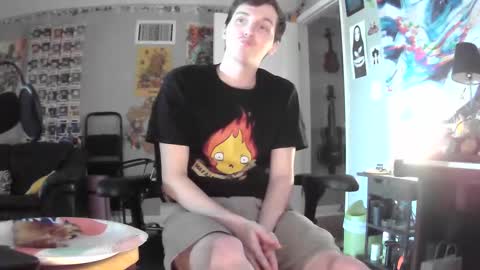 derekdings online show from December 22, 6:04 pm