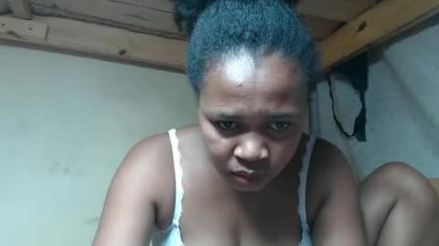 derissa online show from March 15, 11:27 am