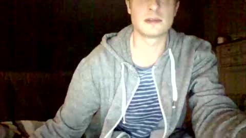 Snapshot of derokkes chatting on May 14, 1:45 am derokkes online show from May 14, 1:45 am