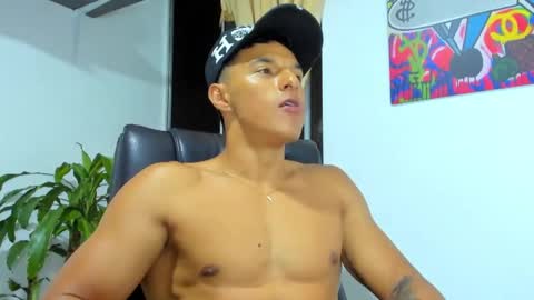 derryadams online show from November 16, 1:55 am