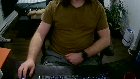 desdisdes online show from March 2, 12:02 am