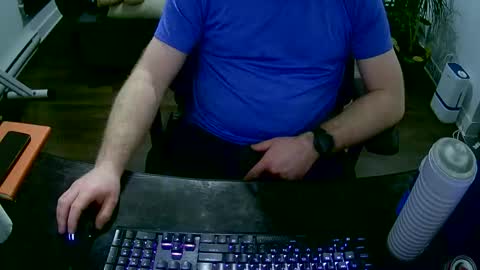 desdisdes online show from March 5, 12:17 am