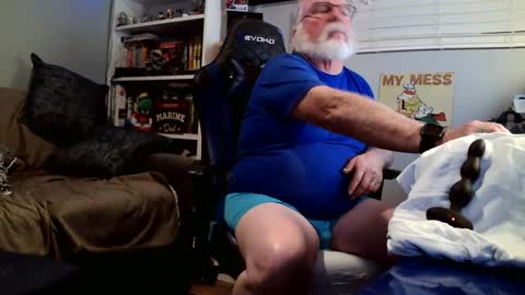 D K online show from February 11, 3:29 am