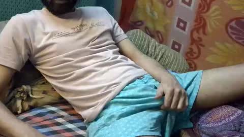 desi_boy799417 online show from April 4, 7:28 am