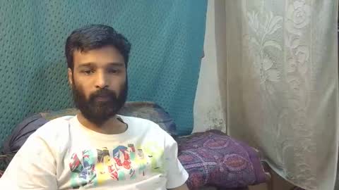 Snapshot of desi_boy799417 chatting on April 20, 6:49 am desi_boy799417 online show from April 20, 6:49 am