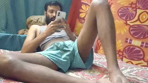 Snapshot of desi_boy799417 chatting on May 3, 9:48 am desi_boy799417 online show from May 3, 9:48 am