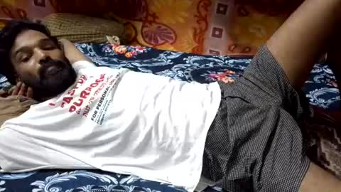 desi_boy799417 online show from August 2, 11:41 am