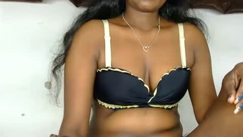 Snapshot of desi_darling chatting on July 25, 5:49 am kajal online show from July 25, 5:49 am