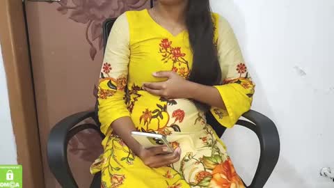 Snapshot of desicoupleshow chatting on February 25, 12:45 pm Eva and Adam online show from February 25, 12:45 pm