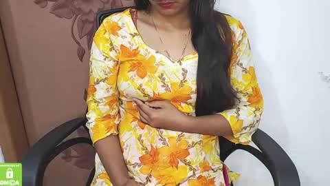 Snapshot of desicoupleshow chatting on February 26, 1:52 pm Eva and Adam online show from February 26, 1:52 pm