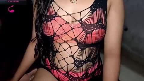 Snapshot of desicoupleshow chatting on October 31, 7:37 pm Eva and Adam online show from October 31, 7:37 pm