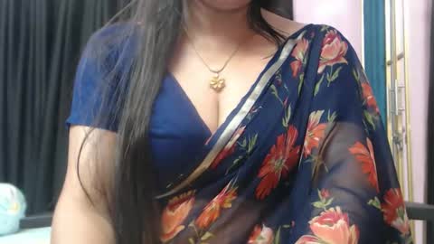 Snapshot of desimaisa130 chatting on October 25, 3:51 pm Maisa online show from October 25, 3:51 pm