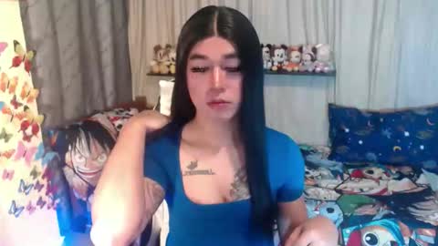 LORINE online show from September 22, 1:57 pm