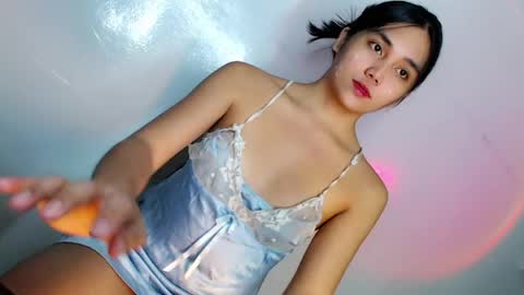 Snapshot of desirable_rica chatting on April 25, 7:22 pm desirable_rica online show from April 25, 7:22 pm