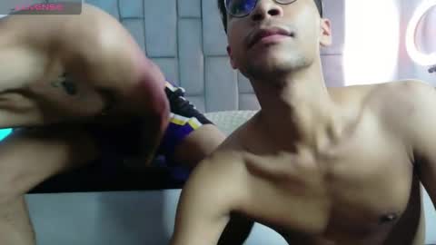 Snapshot of desire4duo chatting on May 2, 9:47 am desire4duo online show from May 2, 9:47 am
