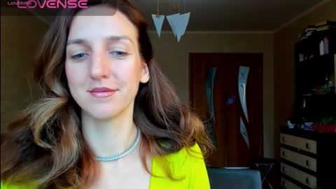 Snapshot of desired_zoya chatting on October 6, 4:21 am desired zoya online show from October 6, 4:21 am