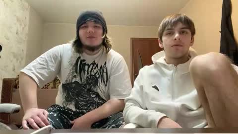 Snapshot of desiredude9 chatting on March 5, 7:21 pm desiredude9 online show from March 5, 7:21 pm