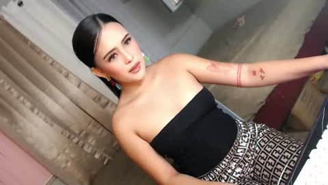 desireedreams_ online show from July 26, 2:02 pm