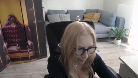 S O F I A online show from March 26, 2:44 pm