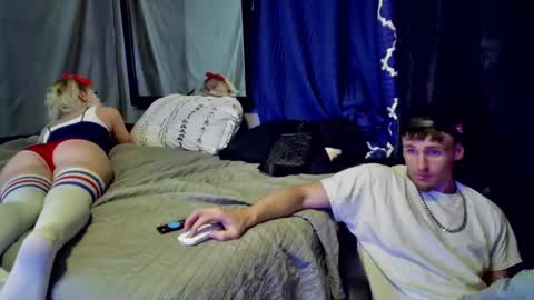 Snapshot of desiriabledesiri chatting on January 20, 9:46 am Ryley Rydes online show from January 20, 9:46 am