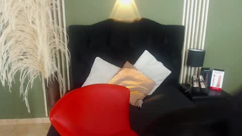 Snapshot of desiring__angel chatting on January 31, 9:26 pm Desiring Angel online show from January 31, 9:26 pm