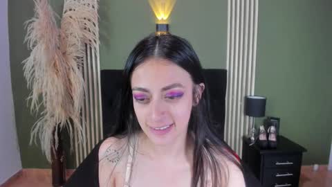 Snapshot of desiring__angel chatting on February 28, 8:50 pm Desiring Angel online show from February 28, 8:50 pm