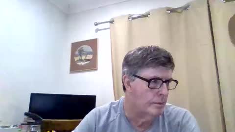 Desmon1958 online show from April 3, 8:12 am